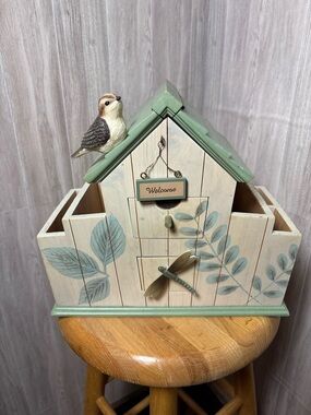 Pfaltzgraff Sage Green and Cream Birdhouse Storage Organizer with Perched Bird